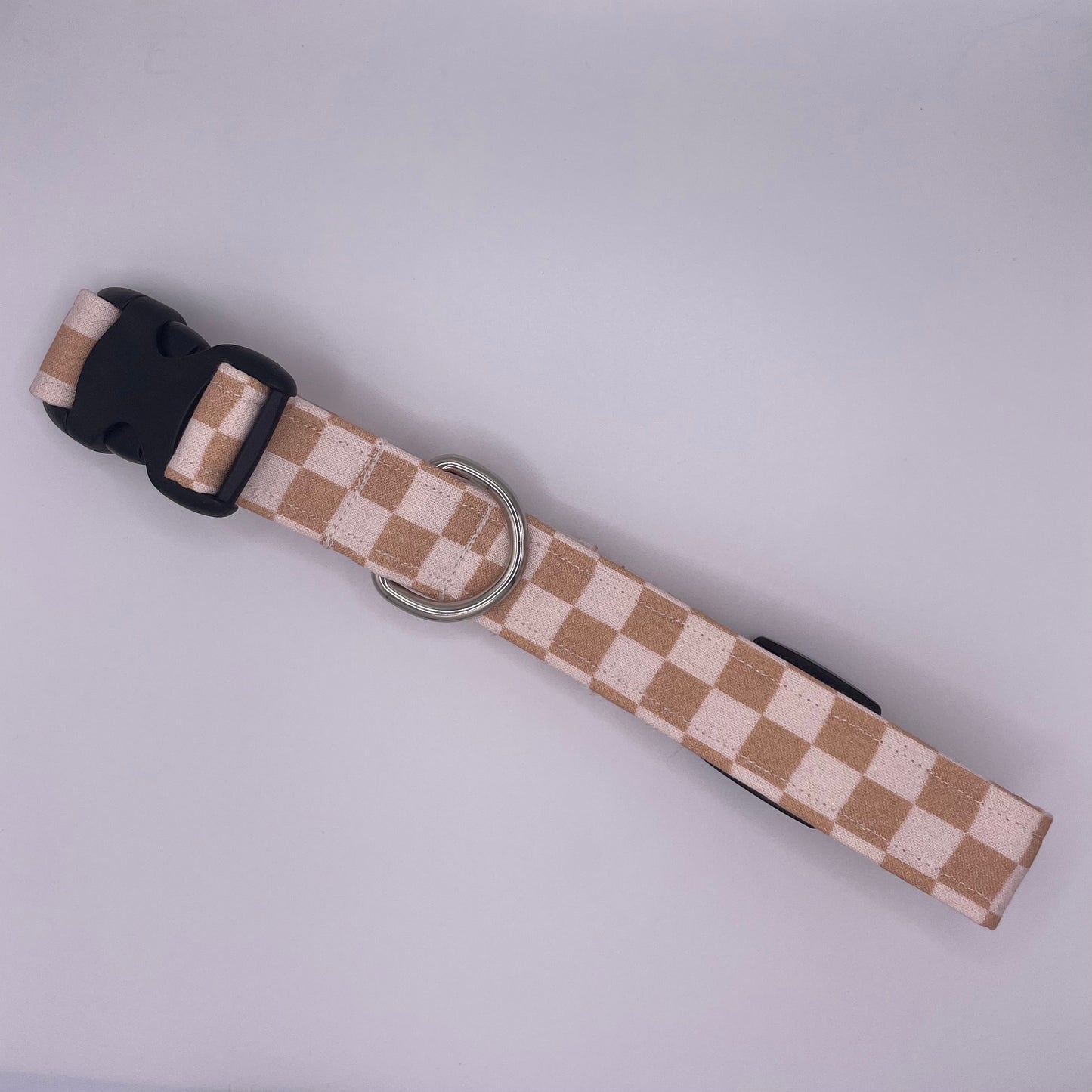Checkered Collar